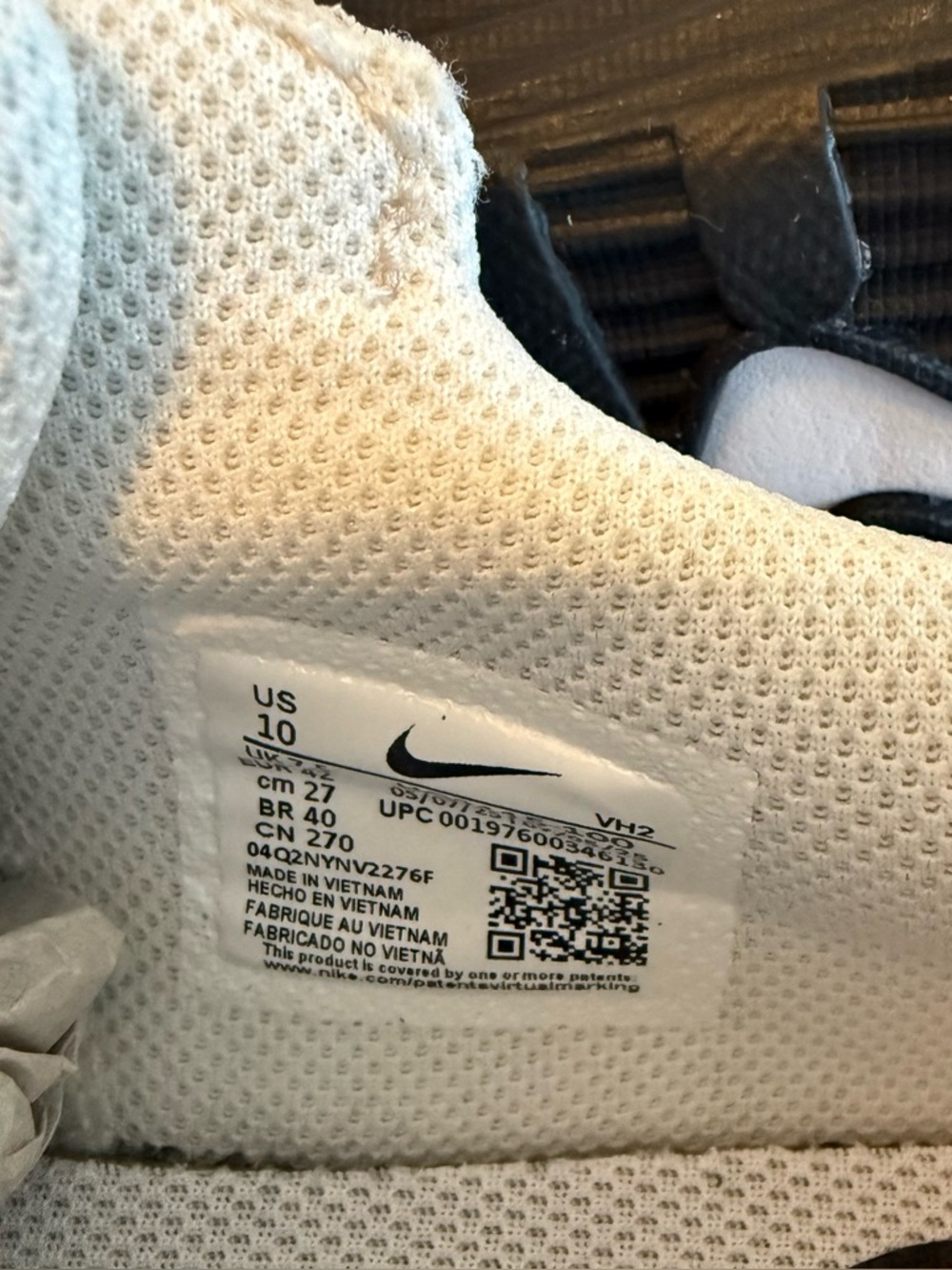 Nike Air Max Excee Women's Sneakers - Picture 8 of 9